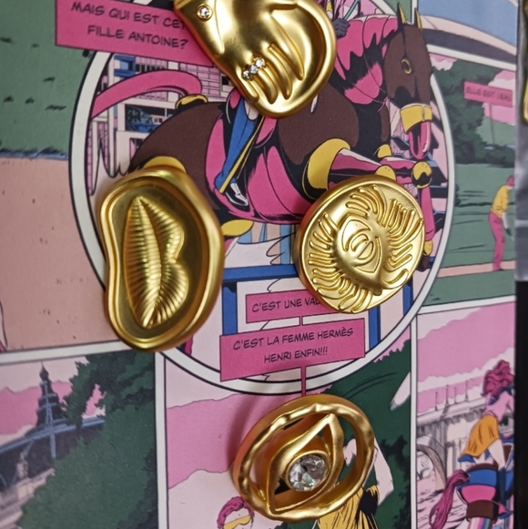 SCHIAPARELLI Statement BUTTONS Lot of 4 . Made In FRANCE - Picture 2 of 5